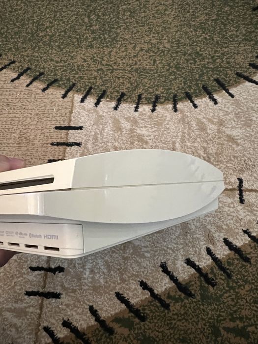 Ps 3 slim  Yaponya 1 ta jostik