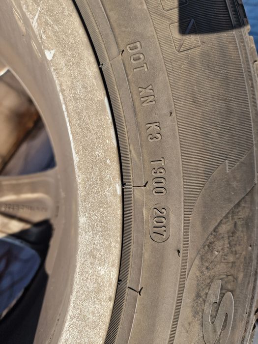 Гуми с Джанти 235/60 R18 Pirelli dot 2017