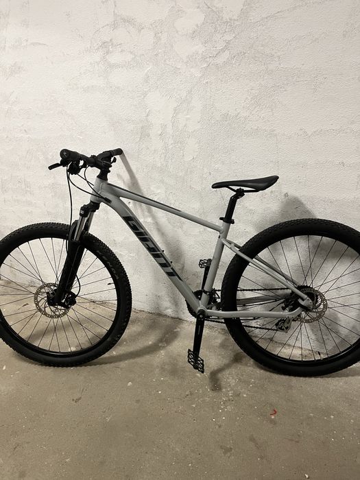 Продавам Giant Talon 2!