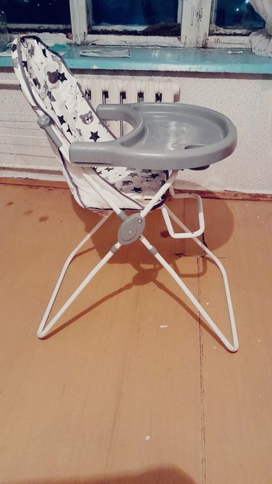 Столик для кормления