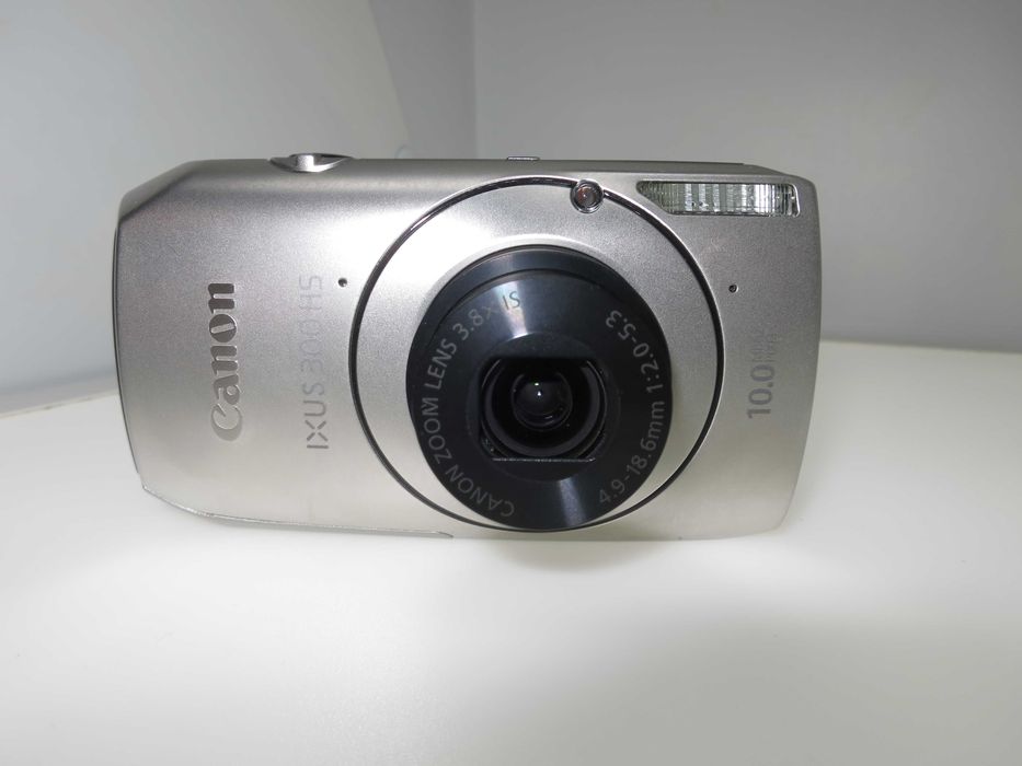 Canon IXUS 300 HS - чисто НОВ - компактен фотоапарат дигитална камера