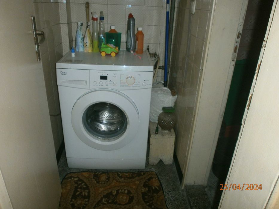 Продава се Тристаен апартамент в Плевен, Дружба 1 - 103 кв.м за 495 €/кв.м - Снимка #15