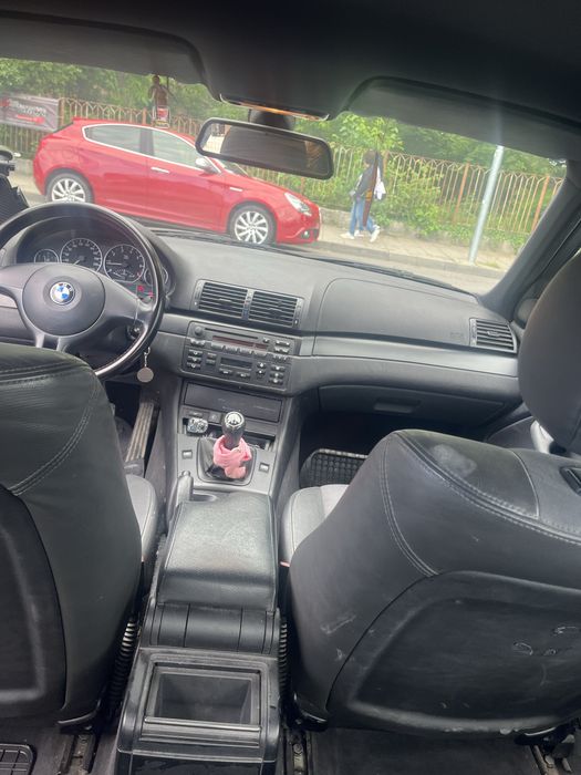 Продава се BMW e46 318i