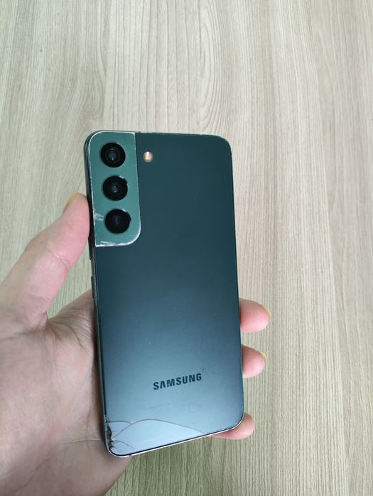 Samsung Galaxy S22 8/256