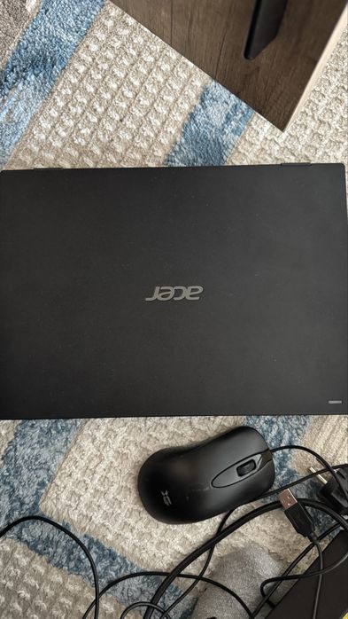 Ноутбук Acer срочно продам