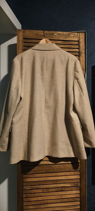 Продам пиджак из шерсти