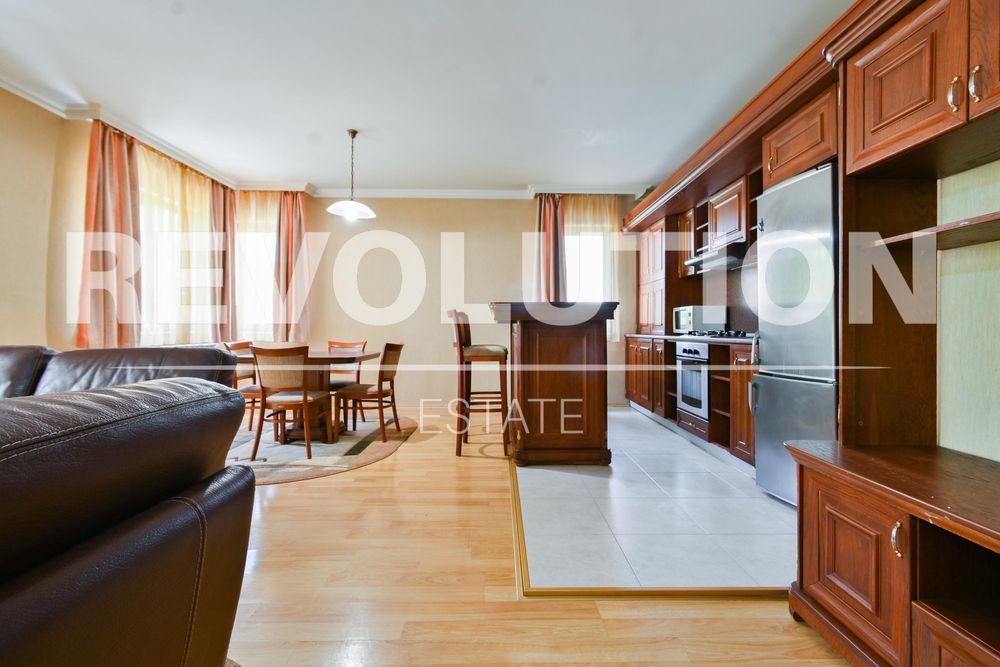 Дава се под наем Тристаен апартамент в София, Витоша - 144 кв.м за 950 € - Снимка #4