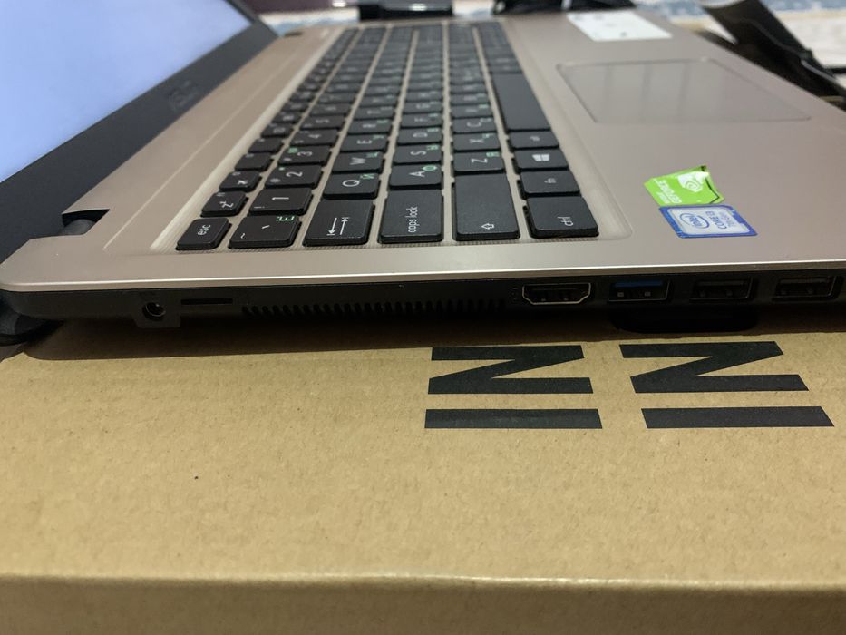 Asus 620 HD graphics