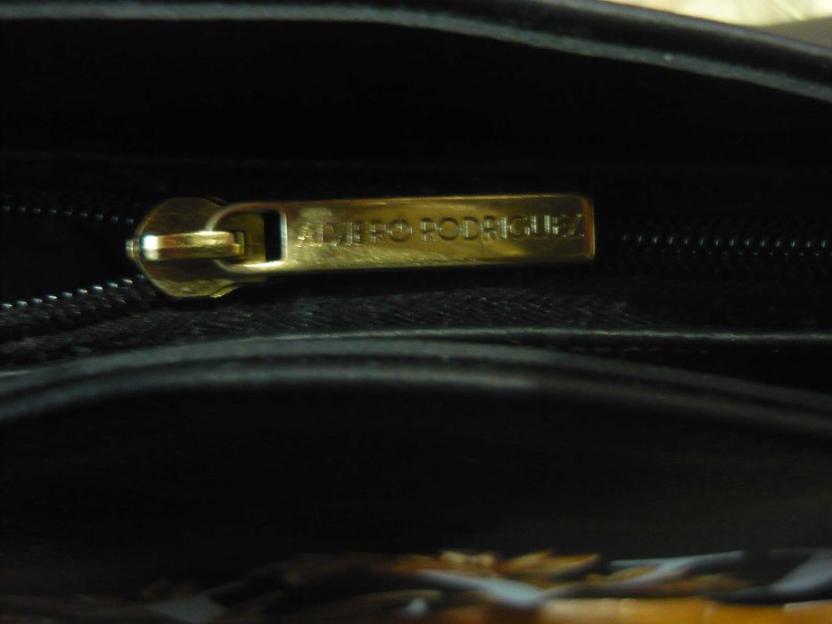 Маркова дамска чанта ALVIERO RODRIGUES - голяма