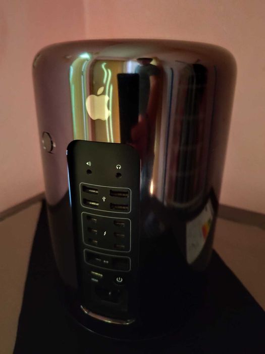mac pro 2013 second hand si noi de vanzare • Anunturi • OLX.ro