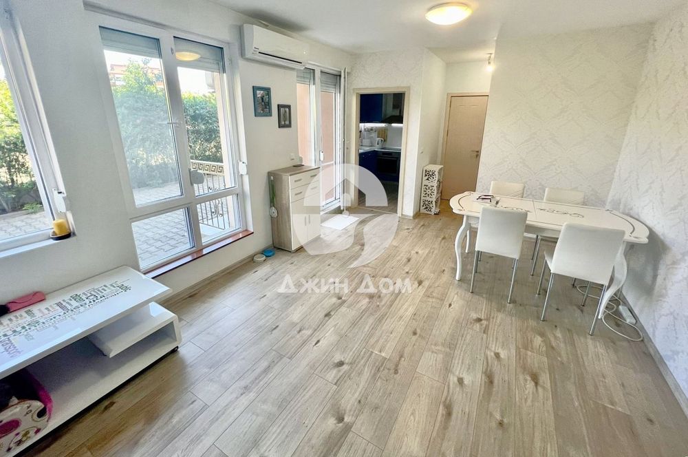 Продава се Тристаен апартамент в с. Равда, Област Бургас - 80 кв.м за 816 €/кв.м - Снимка #2