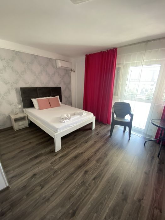 Cazare  Beach Please /Cazare vila/curte la 50 m de mare