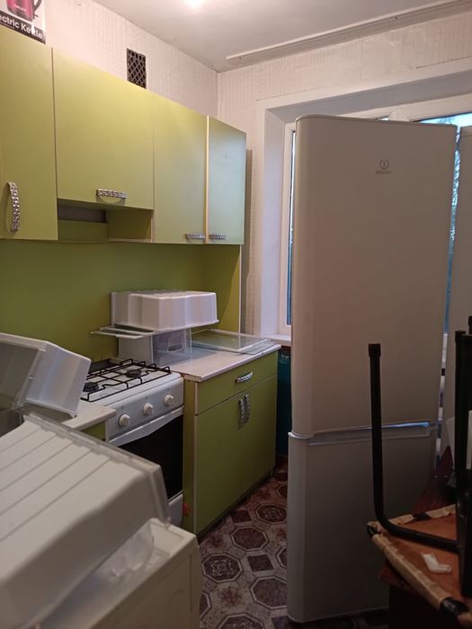 Продам 2 комн кв РТИ 12 дом