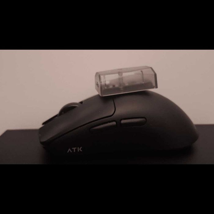 Безжична геймърска мишка ATK F1 V2 Ultimate (38g, 8K Hz, Nordic) + ATK X83 пад за мишка