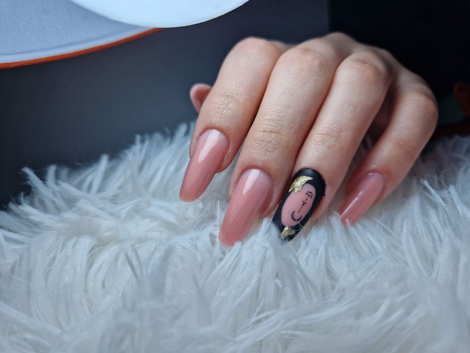 Manichiura si pedichiura