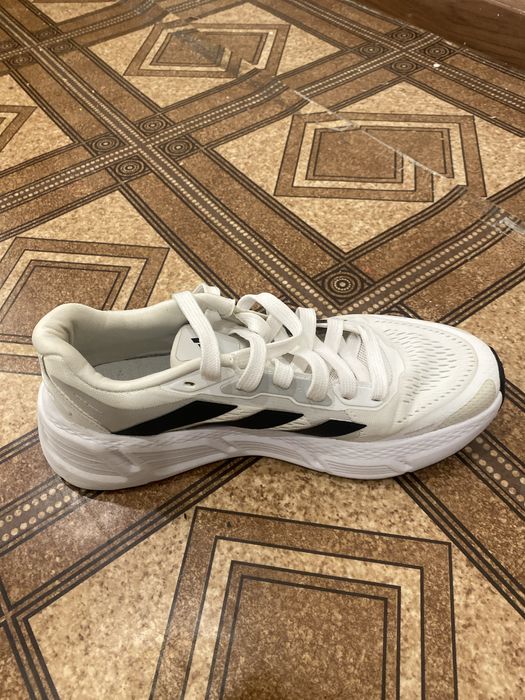 Кроссовки адидас оригинал