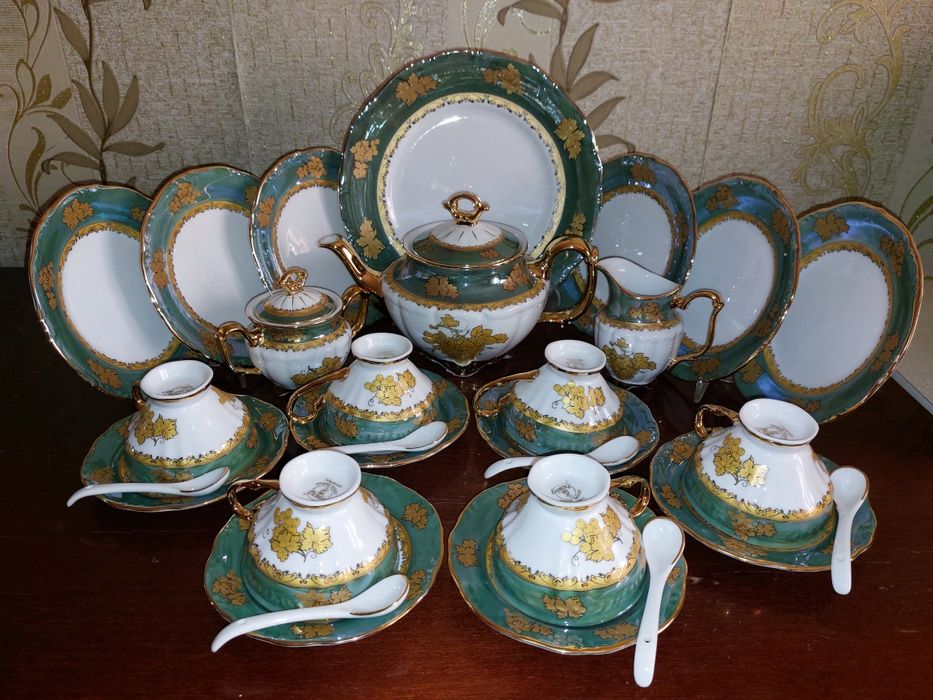 Чайный сервиз из декорированного чешского фарфора Epiag Мария Терезза