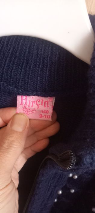 Тёплая кофта для школы