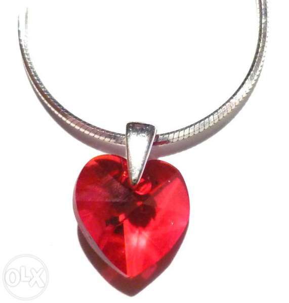 10мм Сваровски сърца - НОВИ със сребърен държач