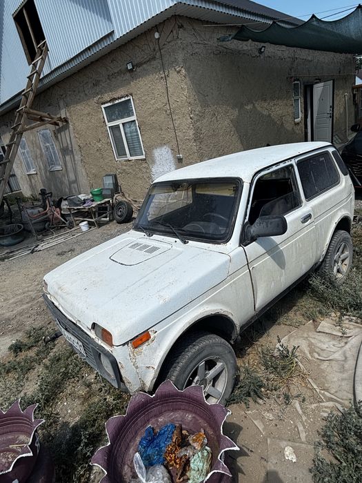 Нива на запчаст или разбор