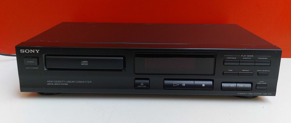 НАЙ ДОБРАТА ОФЕРТА Sony Compact Disc Player CDP-213