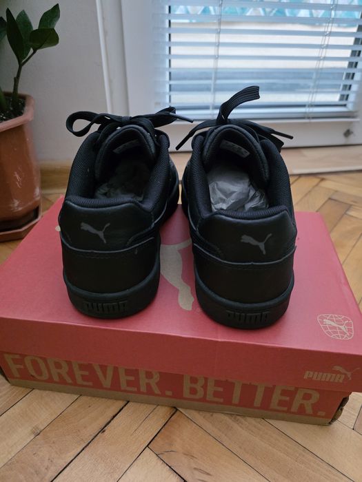 Дамски кецове Puma Caven 2.0