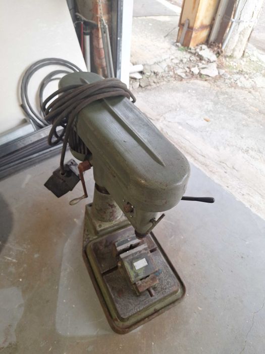 Бормашина           Б 12