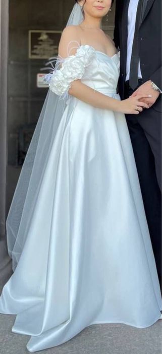 Свадебное платье