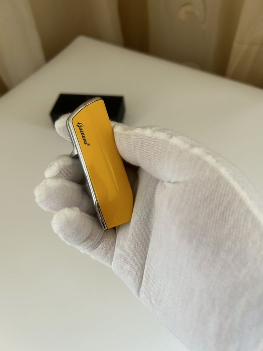 Guevara запалка с 3 Jet пламъка + пънч и подаръчна кутия