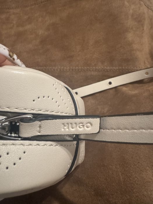 Нова чанта Hugo Boss