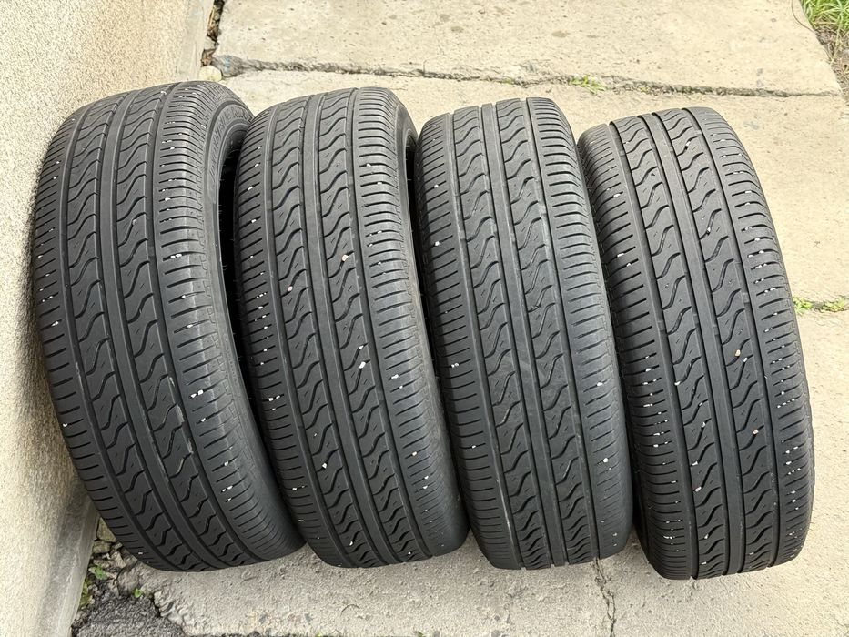225|60 R16. Комплект шин.