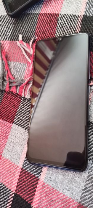 Продам VIVO Y55.