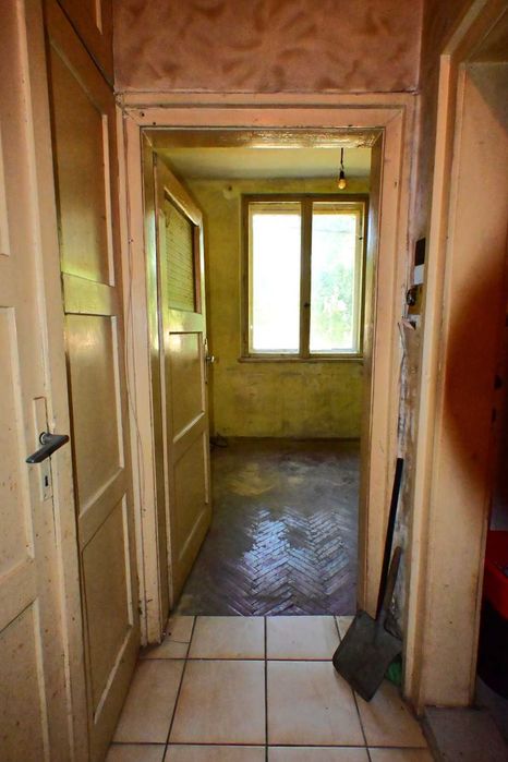 Продава се Двустаен апартамент в Перник, Изток - 57 кв.м за 1208 €/кв.м - Снимка #8