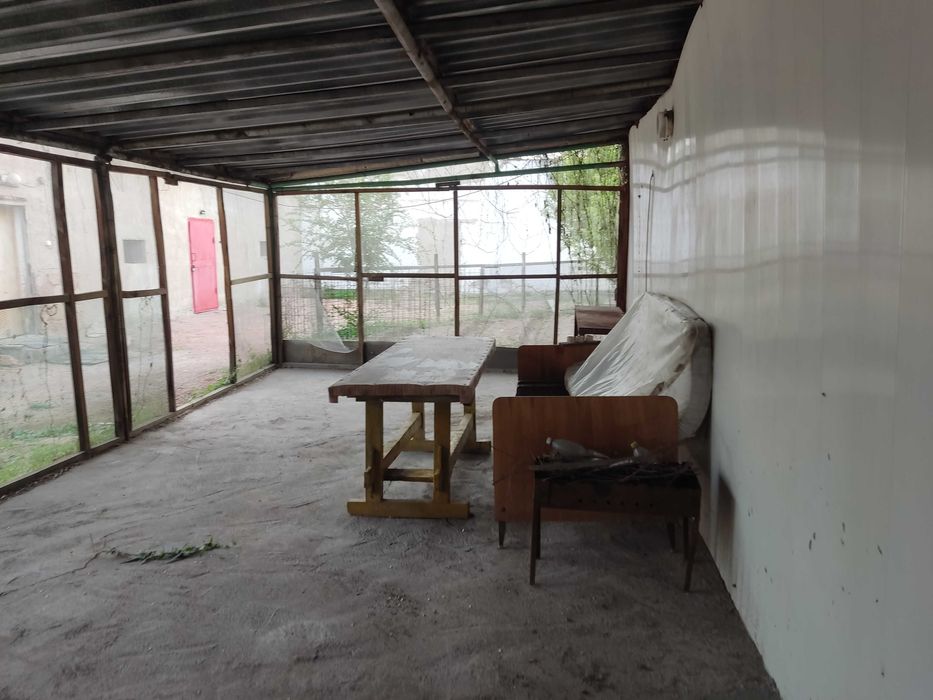 Продается дом без ремонта .