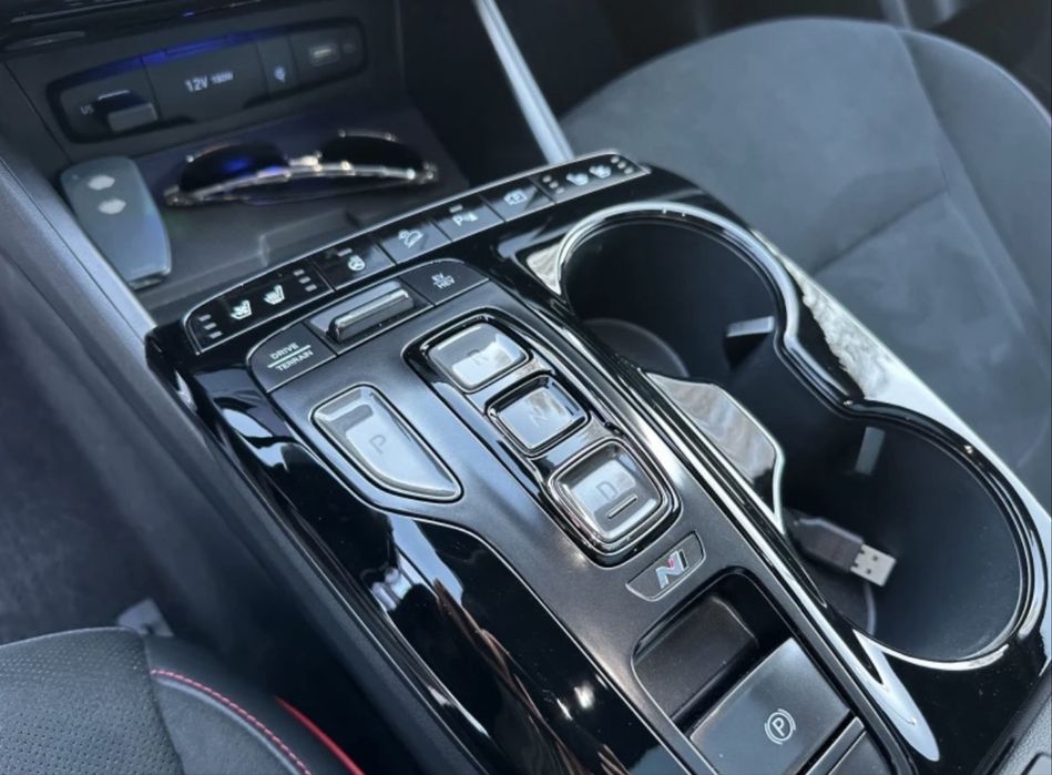 Hyundai Tucson Plug-in Hybrid N Line 265 к.с. 4x4 | FULL EXTRAS | Nardo Grey | Панорама
