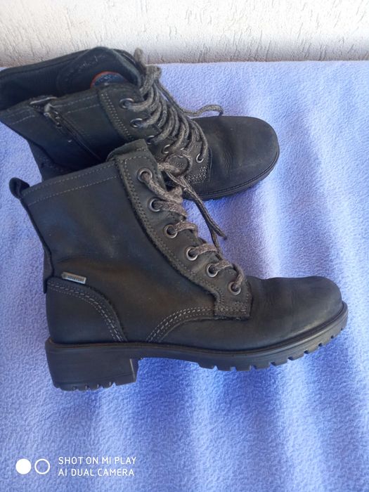 Боти Ecco,Primigi core-tex,Dr.Martens, CMP waterproof номер 32.