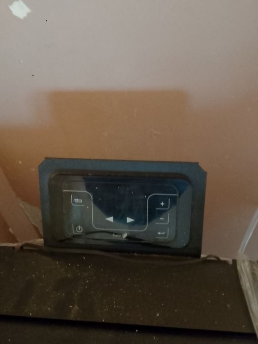 Продавам печка за пелети