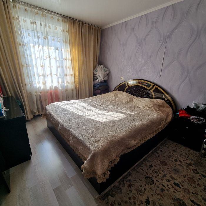 Продам кровать без матраса