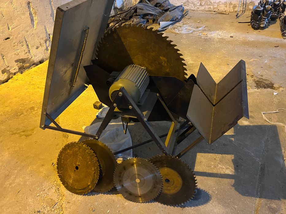 Циркуляр за рязане на дьрва