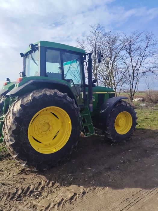 Tractor John deere 6910