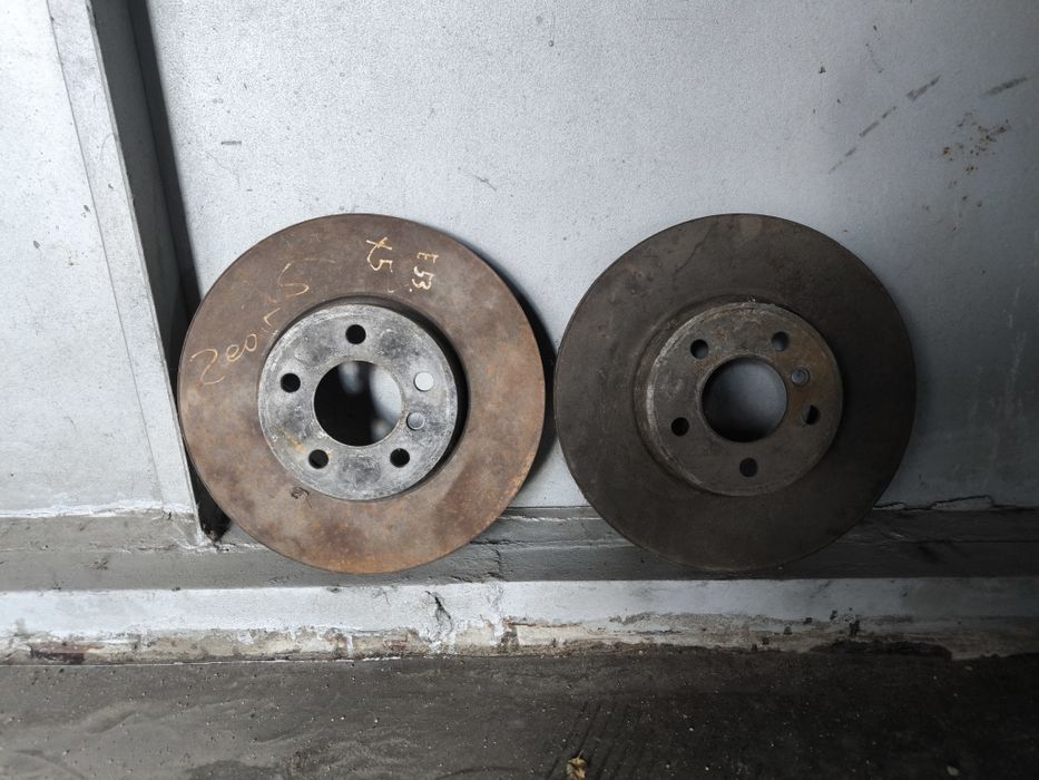 Тормозные диски на BMW E 36 E46 E39 E60 X5 в Алматы