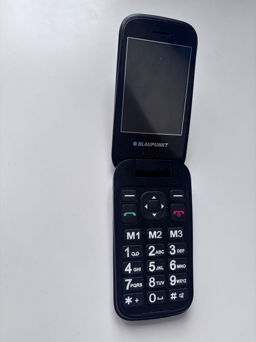 Telefon Blaupunkt BS08 cu clapeta, slot card memorie, in garantie