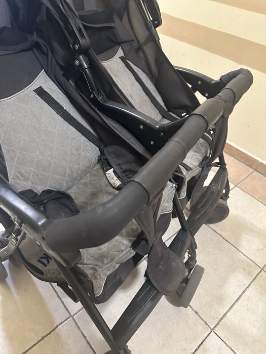 Коляска для двойни