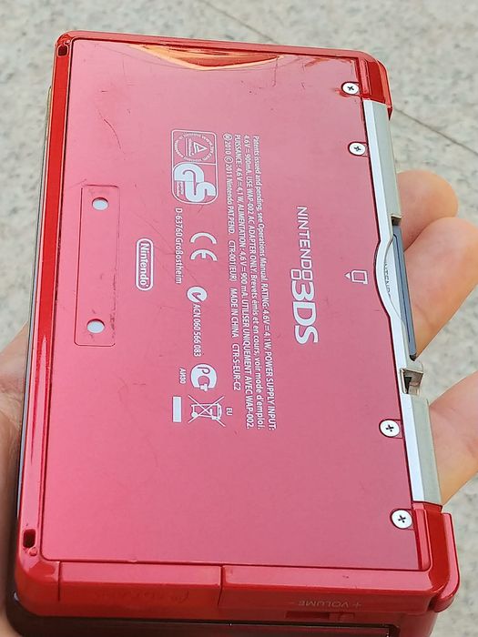 Nintendo 3DS joc consola Sony Sega