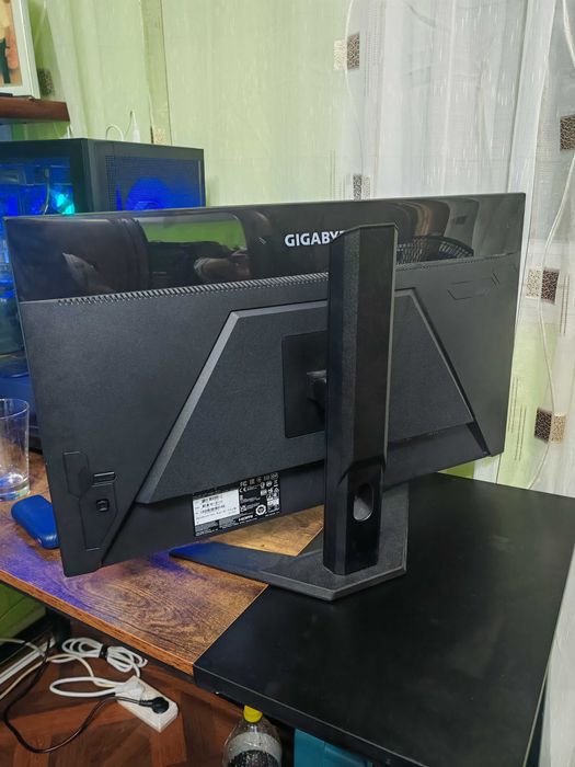 PlayStation 5 Slim 1TB  + Monitor Gigabyte M27UA 4K