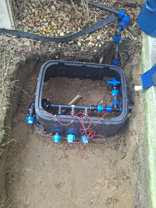 Sistem automat de irigat gazonul