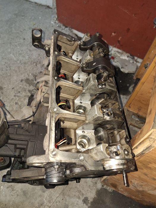 Vand Chiulasa + baie ulei + baterie filtru ulei 2.0 BSS