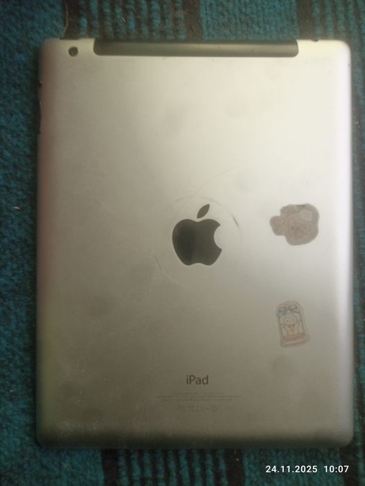 Ipad sotiladi 500ming