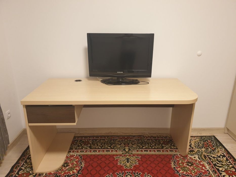 Офис бюро 150 х 70 височина75 см