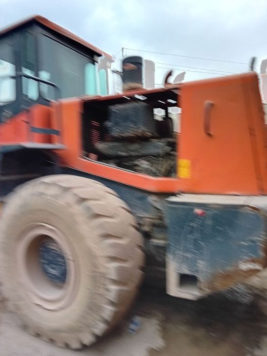 Продается погрузчик 3куб